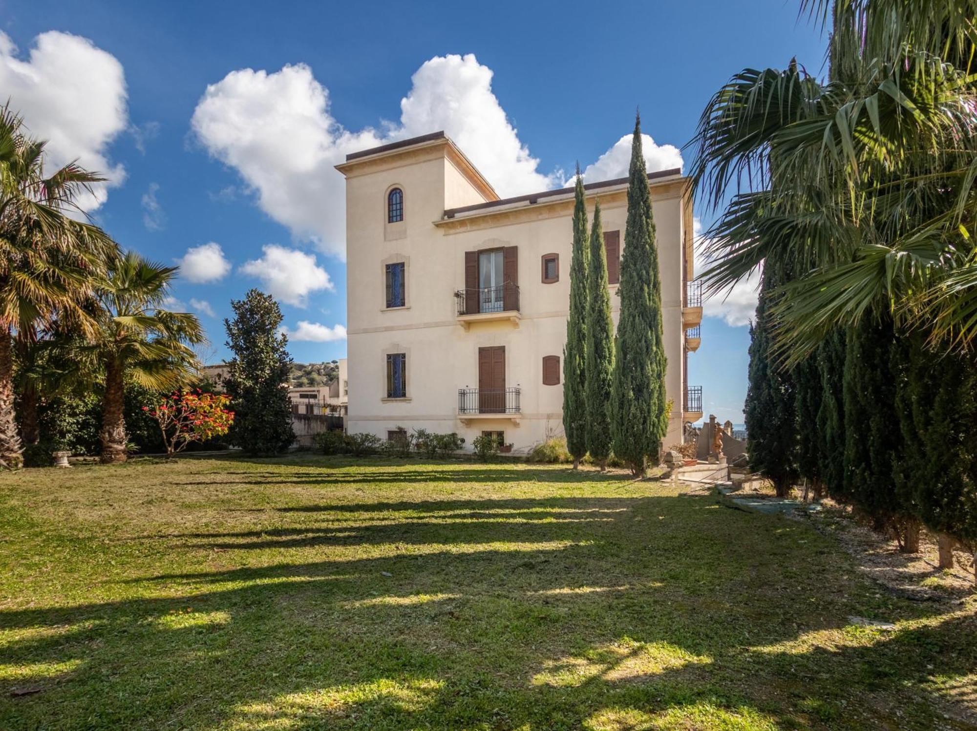 Villa Nicolaci - Liberty Suites Noto Buitenkant foto