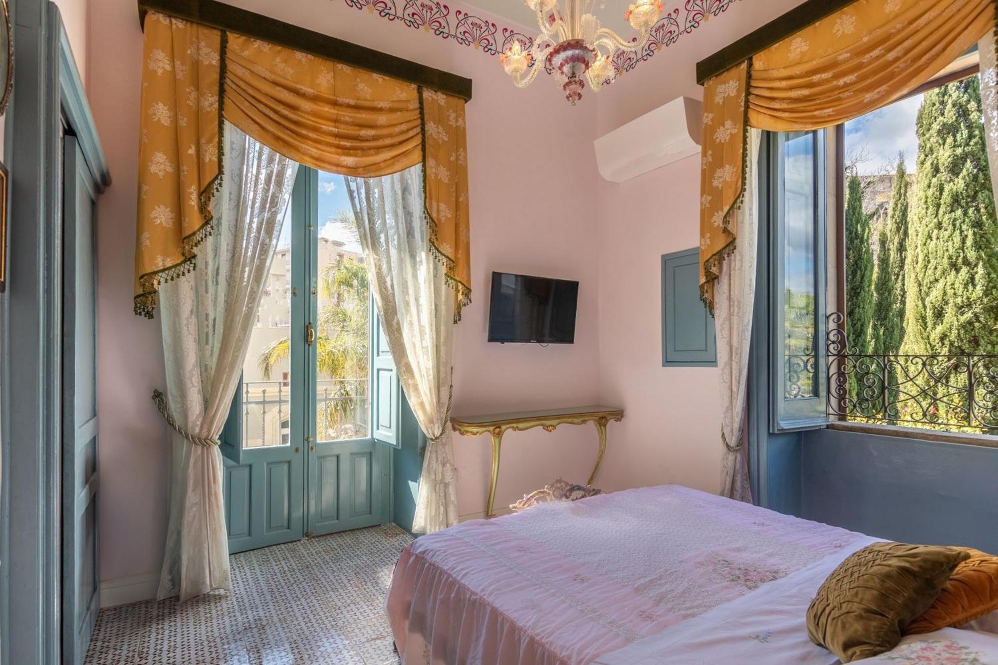 Villa Nicolaci - Liberty Suites Noto Buitenkant foto