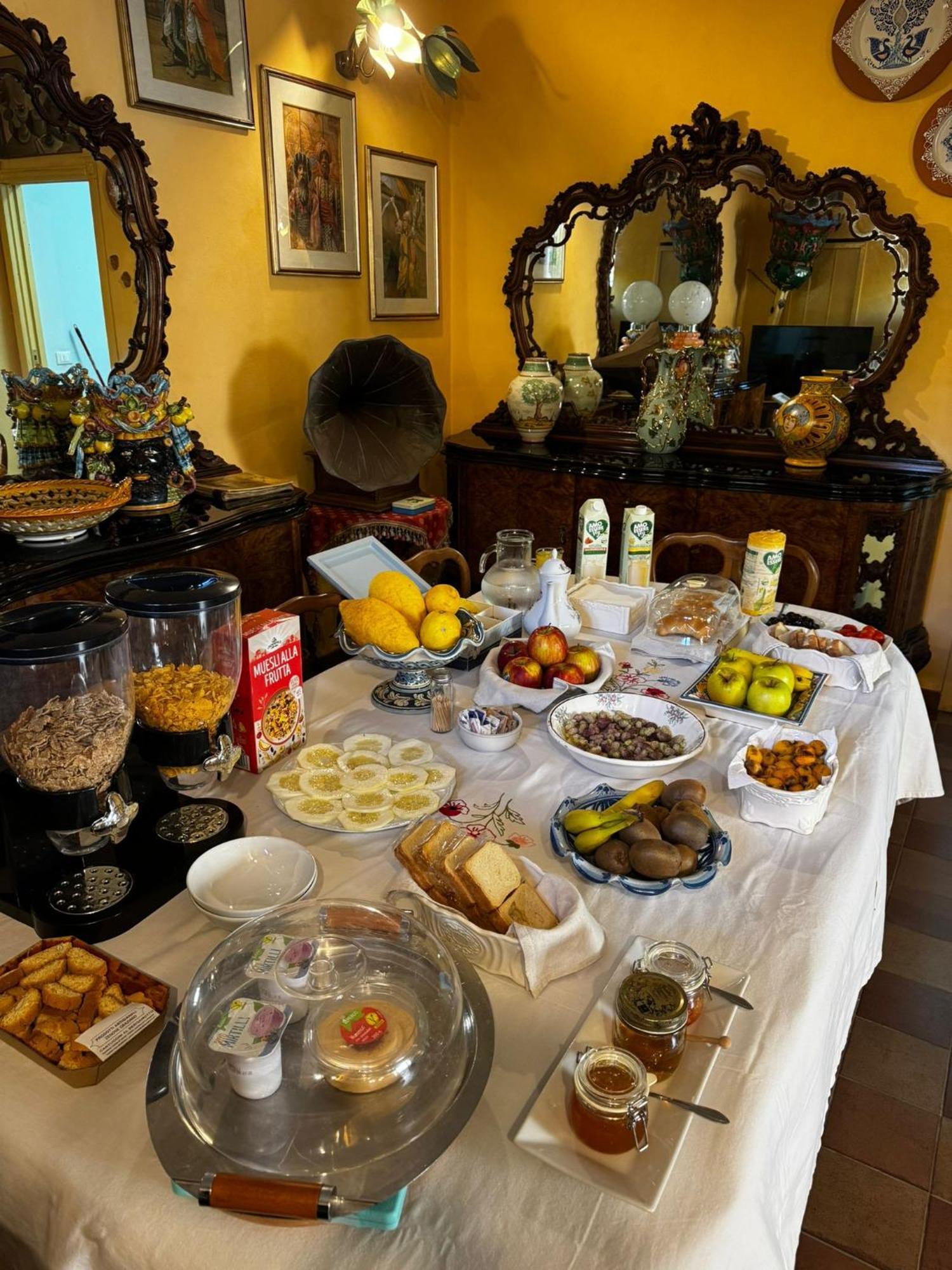 Villa Nicolaci - Liberty Suites Noto Buitenkant foto